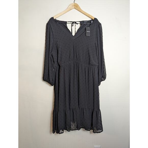 NWT Torrid Black Mini Clip Dot Babydoll Dress - Picture 2 of 8